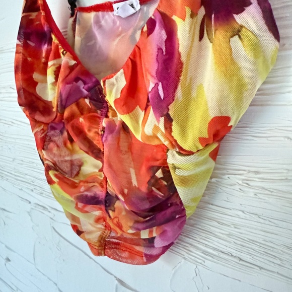 Garage | Tropical Print Crop Top | Size Medium - Picture 5 of 6